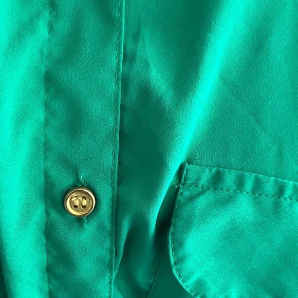 great shape🎉 MPH Collection, Emerald green buttoned belted dress, size S or 4 - Picture 6 of 7